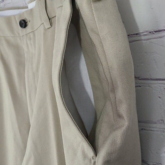 Haggar Classic Fit Comfort Waist Khaki Pants - Picture 5 of 12